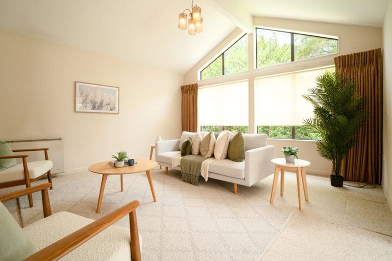 Photo of property in 171 Westchester Drive, Churton Park, Wellington, 6037