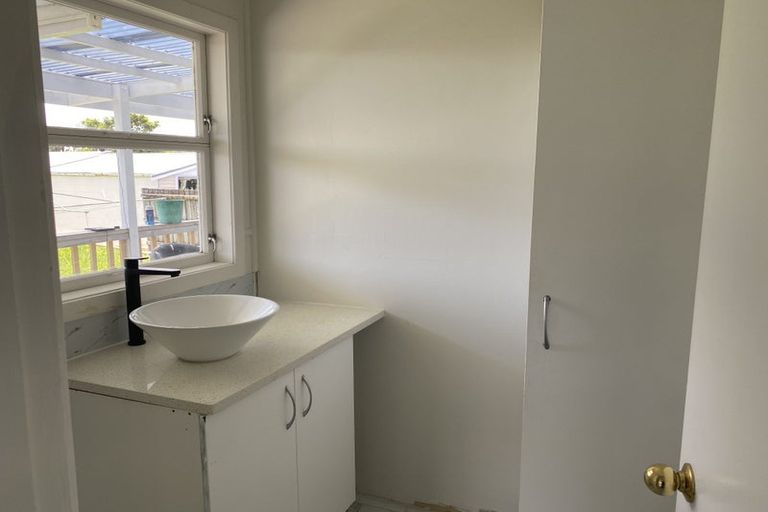 Photo of property in 19 Pryce Place, Silverdale, Hamilton, 3216