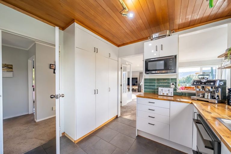 Photo of property in 1154e State Highway 2, Te Marua, Upper Hutt, 5018