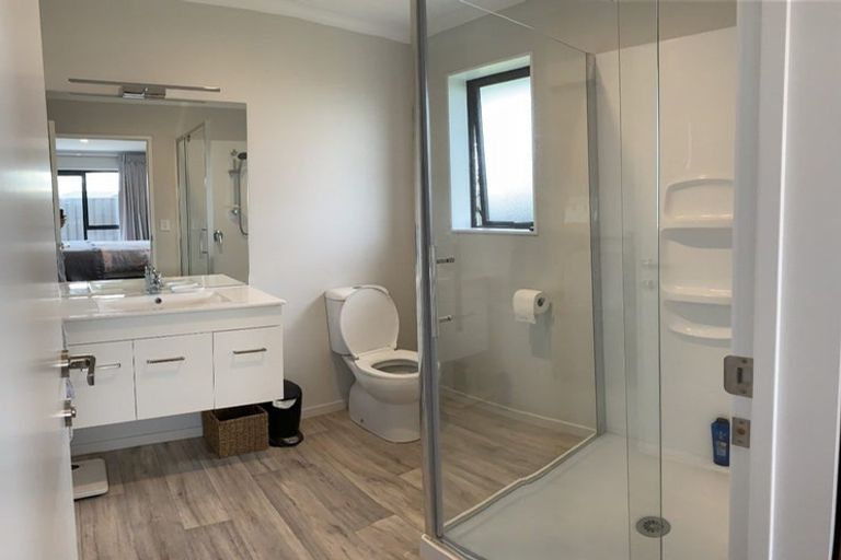 Photo of property in 2 Frogmore Way, Rolleston, 7615