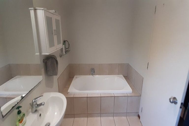 Photo of property in 1/70 Picton Avenue, Riccarton, Christchurch, 8011