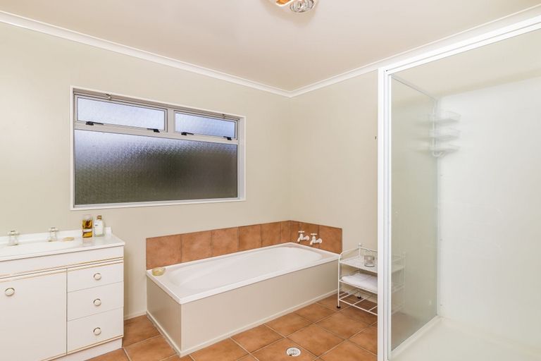 Photo of property in 24 Robinson Terrace, Rangatira Park, Taupo, 3330