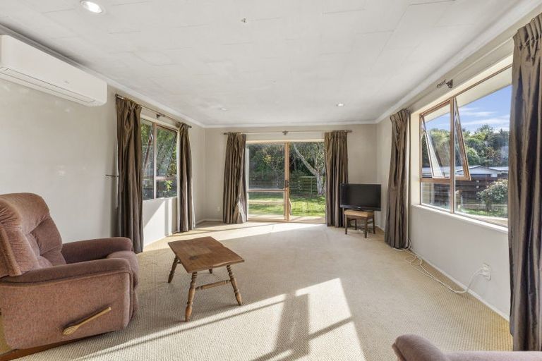 Photo of property in 26 Cypress Grove, Paraparaumu, 5032