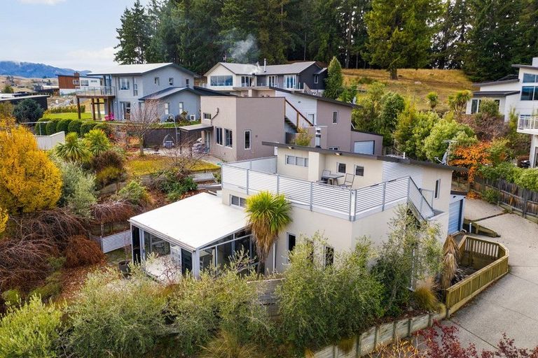 Photo of property in 31a Kings Drive, Wanaka, 9305