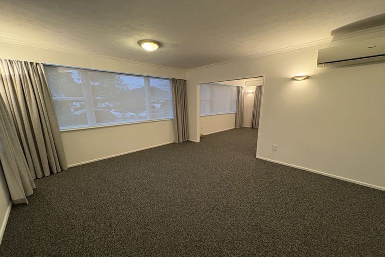 Photo of property in 10 Kashmir Avenue, Clouston Park, Upper Hutt, 5018