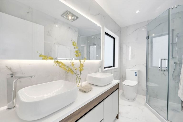 Photo of property in 59 Drumbuoy Drive, Flat Bush, Auckland, 2019
