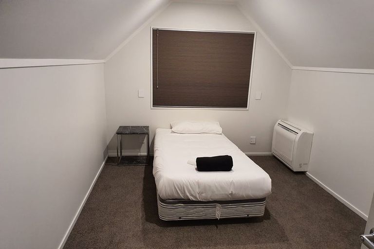 Photo of property in 30 Satara Crescent, Khandallah, Wellington, 6035