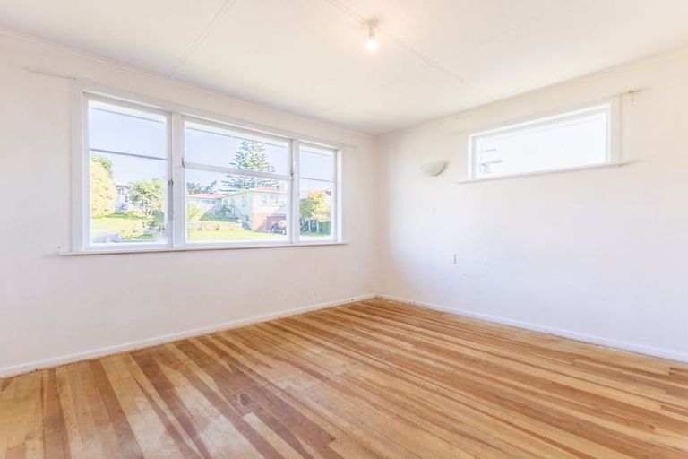 Photo of property in 48 Lupin Road, Otaki, 5512