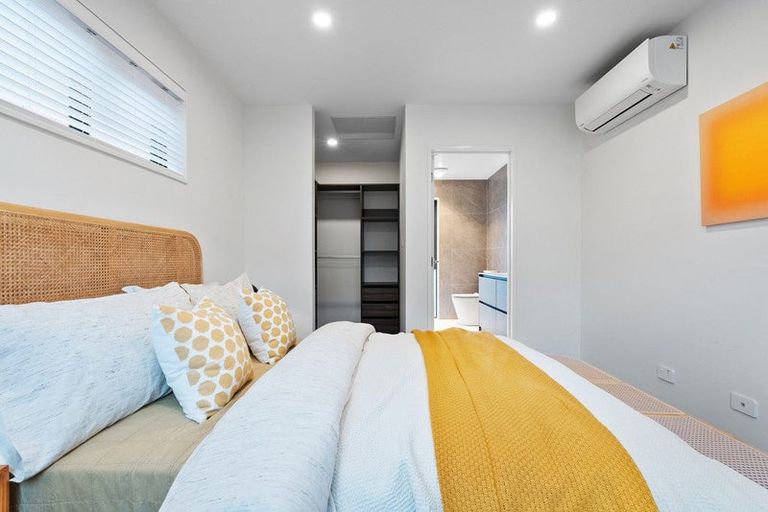 Photo of property in 73c Salamanca Road, Sunnynook, Auckland, 0620