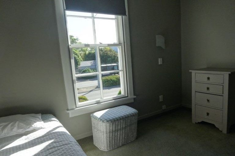 Photo of property in 165 Fendalton Road, Fendalton, Christchurch, 8052