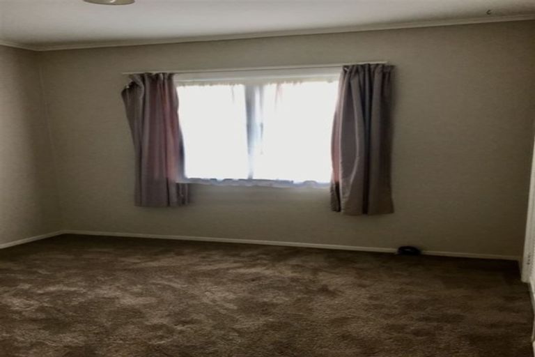 Photo of property in 34 Rollerson Street, Papakura, 2110