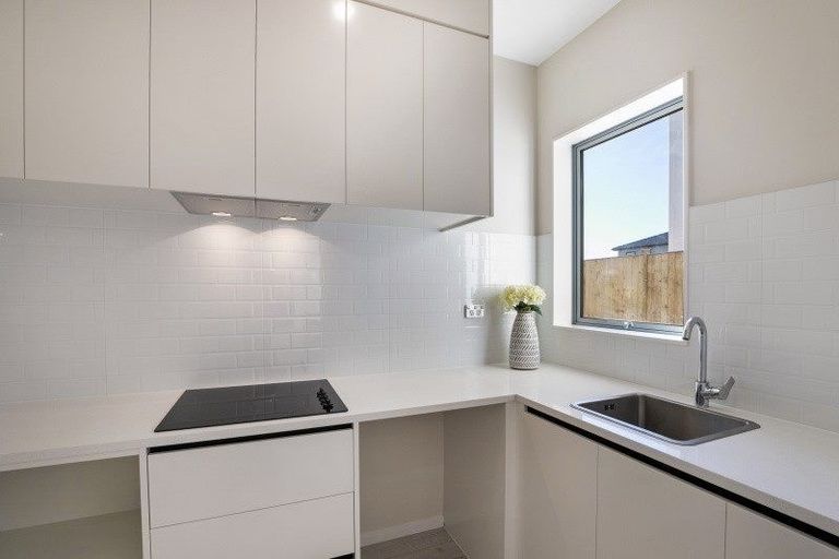 Photo of property in 27 Carrygawley Road, Flat Bush, Auckland, 2019