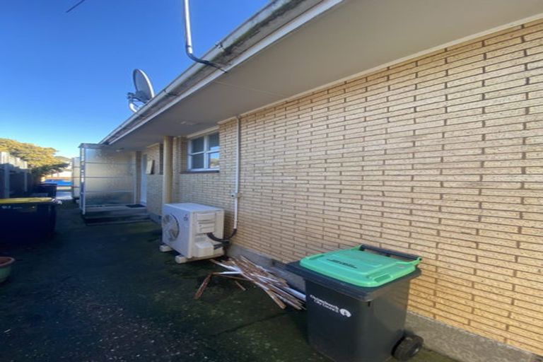 Photo of property in 26 Gladson Avenue, Sockburn, Christchurch, 8042