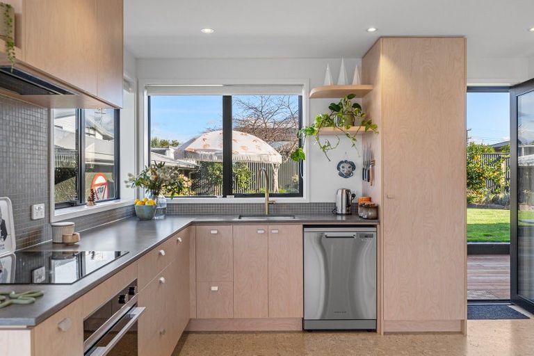 Photo of property in 12 Carysfort Street, Mount Maunganui, 3116