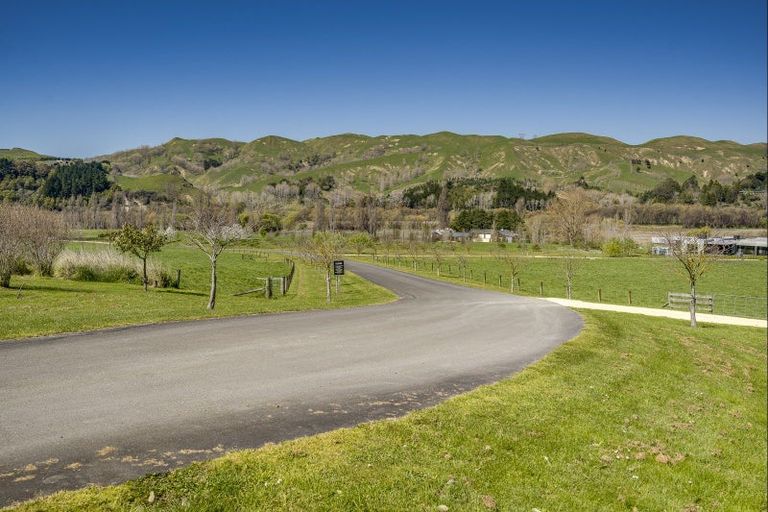 Photo of property in Matangi Road, Kahuranaki, 4294
