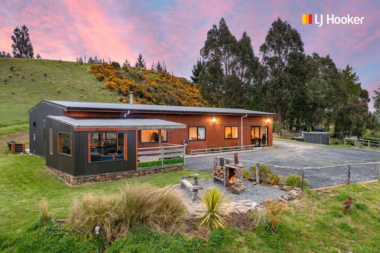 Photo of property in 448 Taioma Road, North Taieri, Mosgiel, 9092