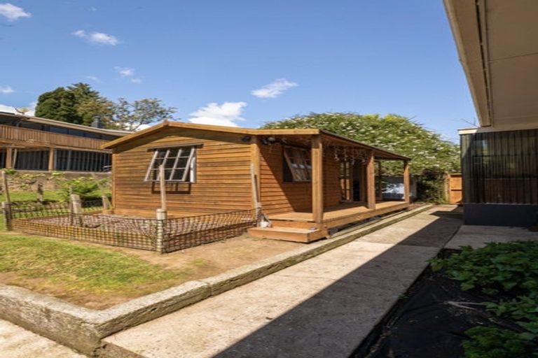 Photo of property in 10 Fairview Terrace, Paeroa, 3600