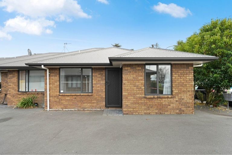 Photo of property in 1/240 Old Farm Road, Hillcrest, Hamilton, 3216