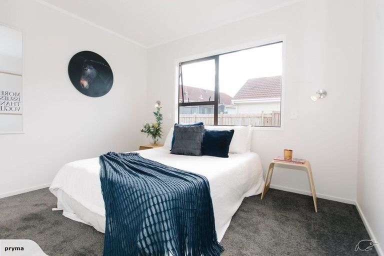 Photo of property in 2/256 Porchester Road, Takanini, 2112