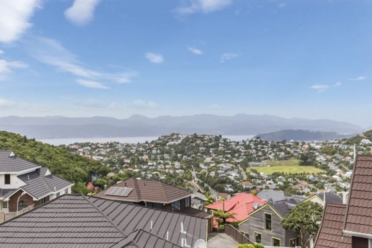 Photo of property in 30 Satara Crescent, Khandallah, Wellington, 6035