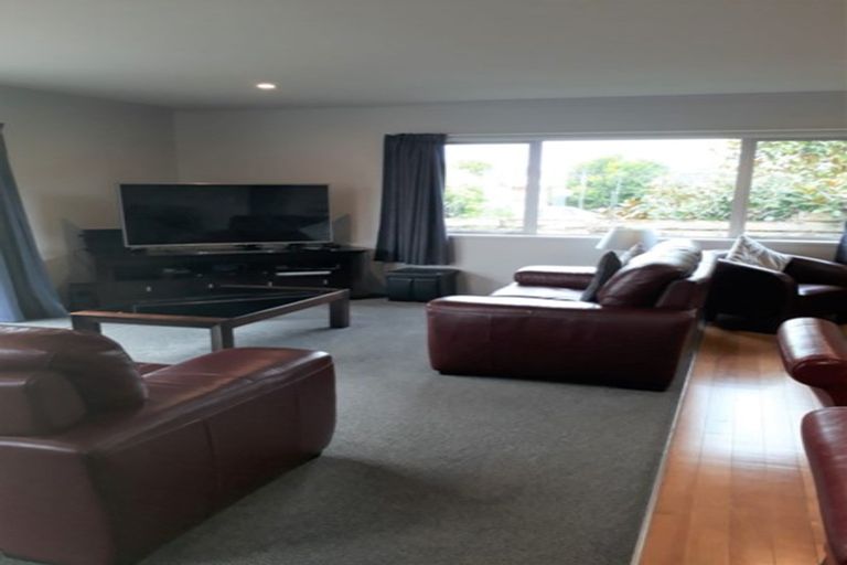 Photo of property in 9b Sandspit Road, Waiuku, 2123