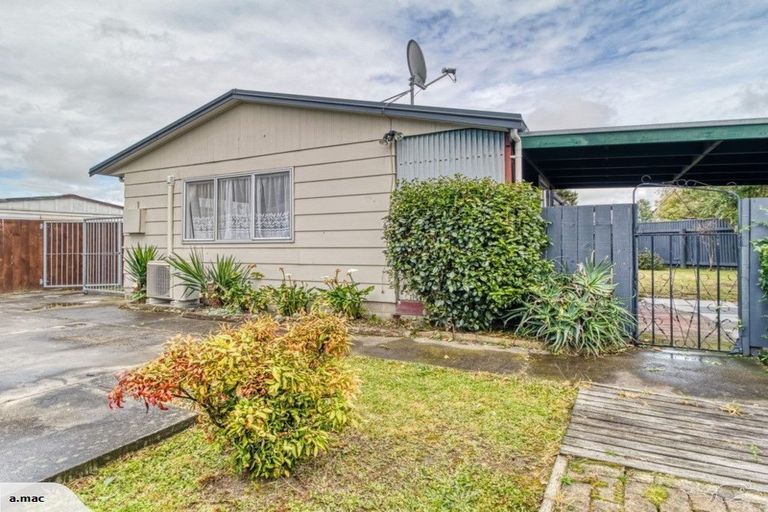 Photo of property in 16b Kilkee Terrace, Flaxmere, Hastings, 4120