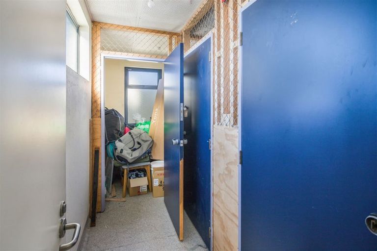 Photo of property in 17 Kent Terrace - Kent Apartments, 7b/16 Kent Terrace, Mount Victoria, Wellington, 6011