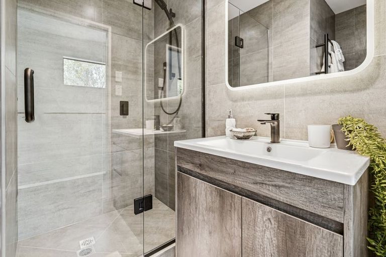 Photo of property in 6/14 Freyberg Place, Howick, Auckland, 2014