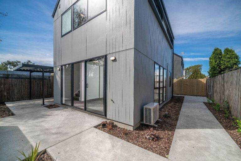 Photo of property in 569c Hereford Street, Linwood, Christchurch, 8011