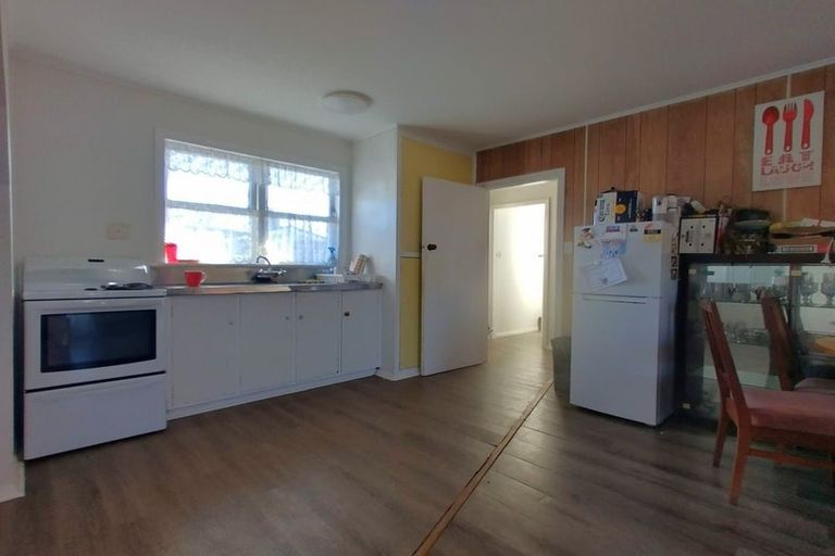 Photo of property in 63 Driver Crescent, Cannons Creek, Porirua, 5024