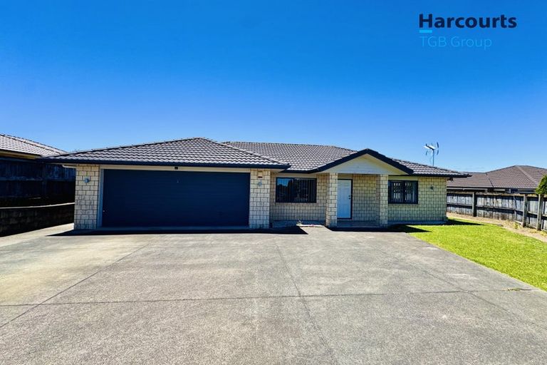 Photo of property in 17 Goh Place, Manurewa, Auckland, 2105