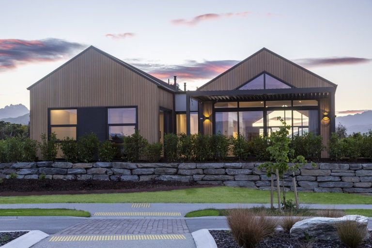 Photo of property in Kawarau Heights, 22 Kawarau Heights Boulevard, Lake Hayes, Queenstown, 9304