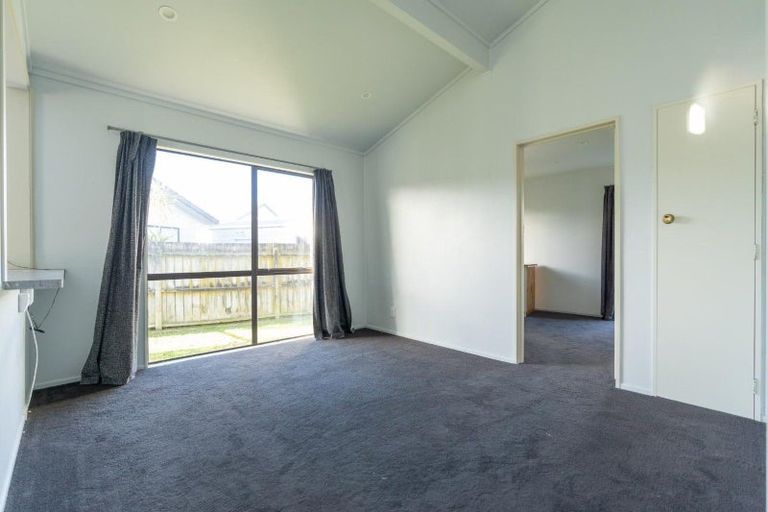 Photo of property in 56 Geraldine Crescent, Cloverlea, Palmerston North, 4412