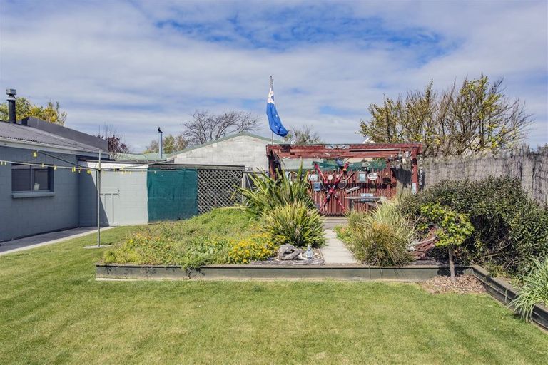 Photo of property in 27 Bracebridge Street, Kaiapoi, 7630