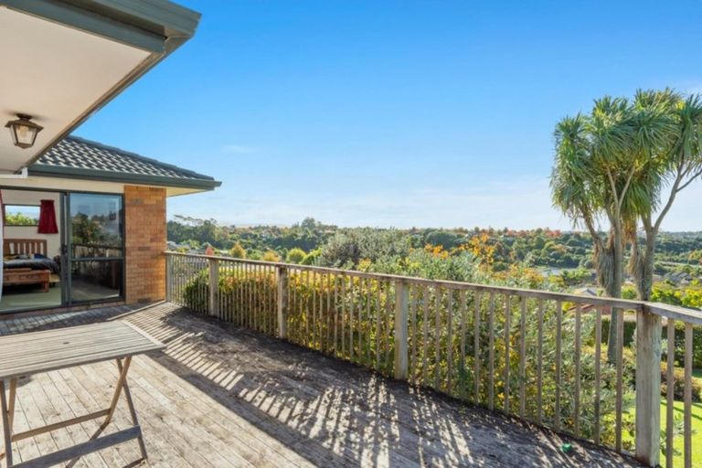 Photo of property in 14 Hallmark Rise, Bethlehem, Tauranga, 3110