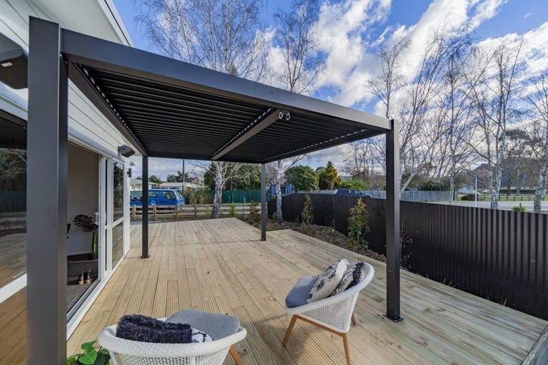 Photo of property in 12e Johnson Street, Waipawa, 4210