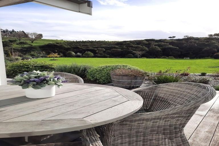 Photo of property in 728 Peak Road, Helensville, 0875