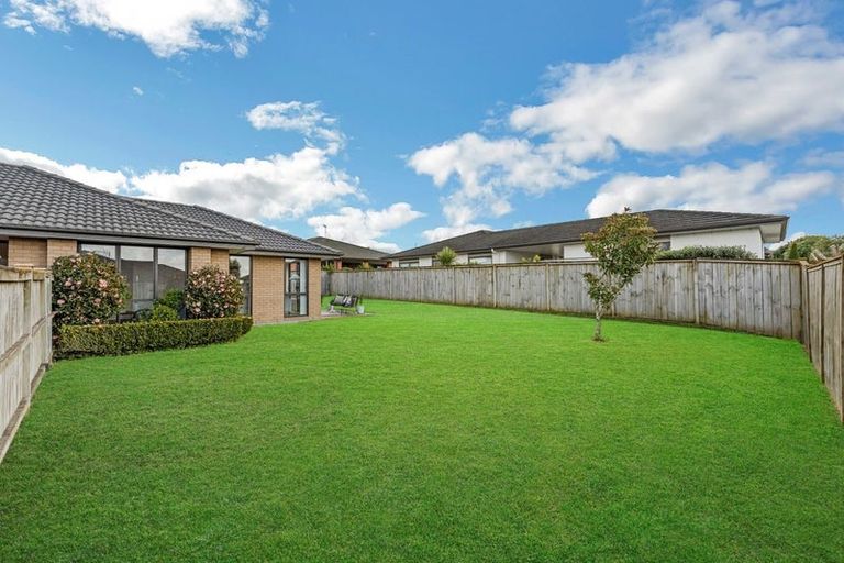 Photo of property in 24 Pyne Crescent, Pokeno, 2402