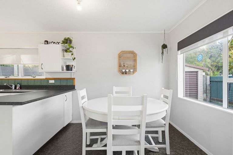 Photo of property in 24 Hill Road, Bay View, Napier, 4104