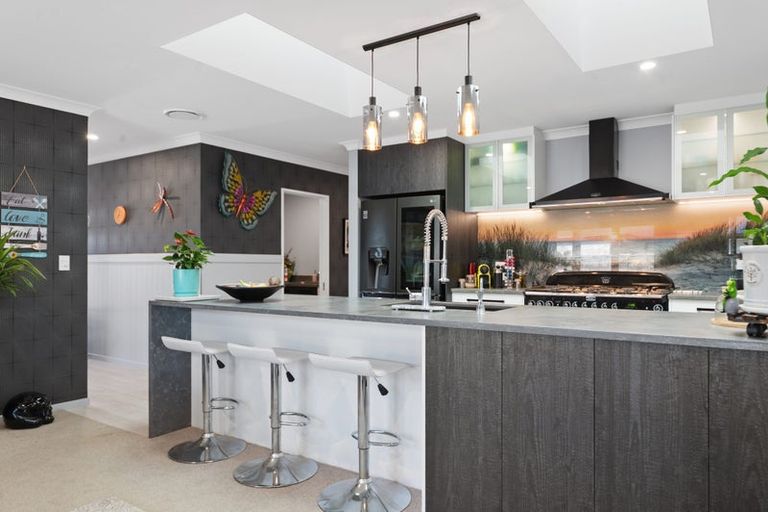 Photo of property in 14 Deans Place, Amberley, 7410