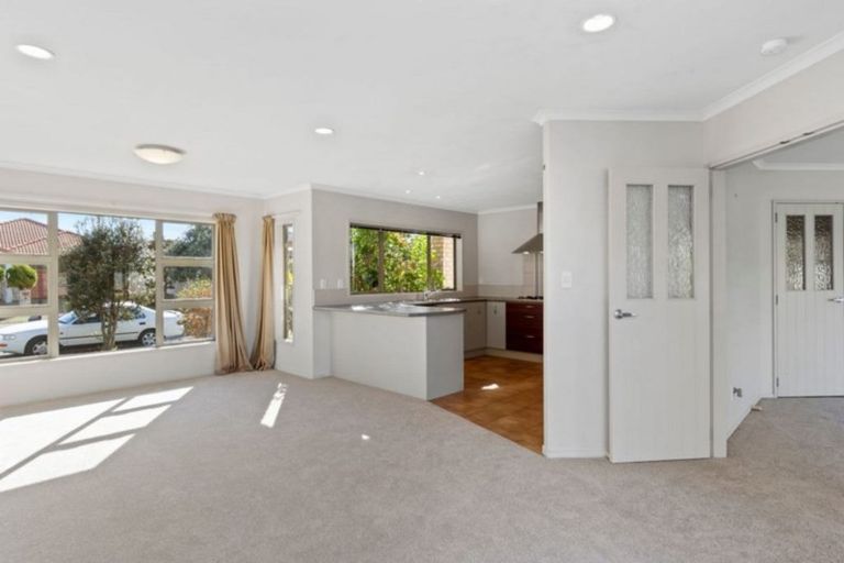 Photo of property in 9 Putaka Place, Papamoa Beach, Papamoa, 3118