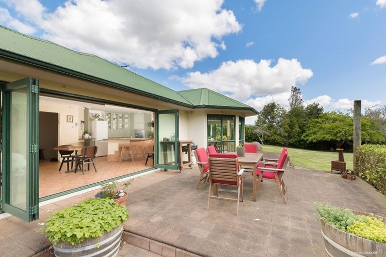 Photo of property in 32 Harrisville Road, Tuakau, 2121