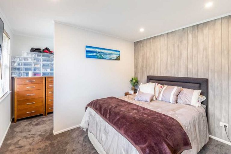Photo of property in 23 Linwood Avenue, Forrest Hill, Auckland, 0620