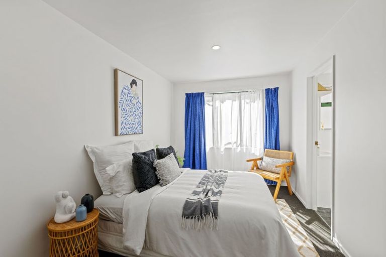 Photo of property in 68a Thackeray Place, Waltham, Christchurch, 8023