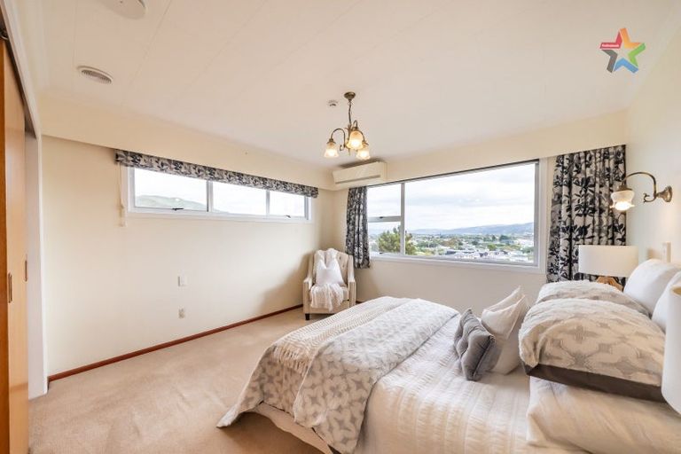 Photo of property in 10 Summit Road, Fairfield, Lower Hutt, 5011
