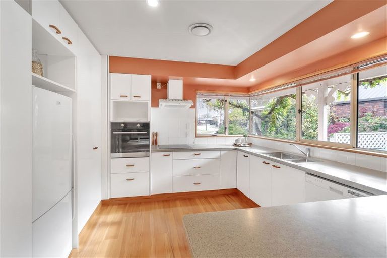 Photo of property in 12 Rempstone Drive, Halswell, Christchurch, 8025