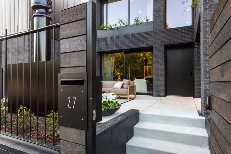 Photo of property in 27 Carlton Mill Road, Merivale, Christchurch, 8014