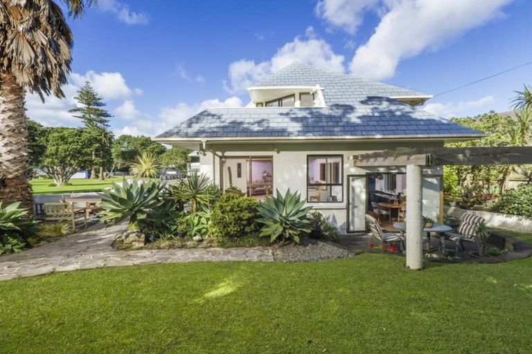 Photo of property in 1/11 Montrose Terrace, Mairangi Bay, Auckland, 0630