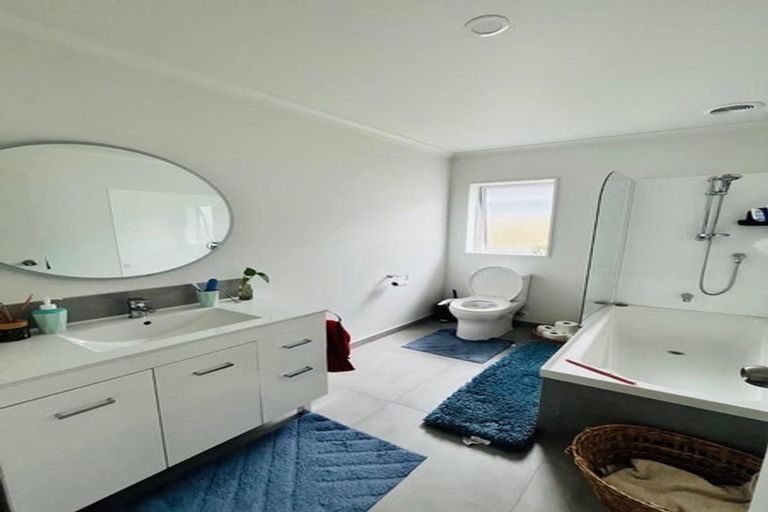 Photo of property in 17 Kutukutu Street, Takanini, 2112