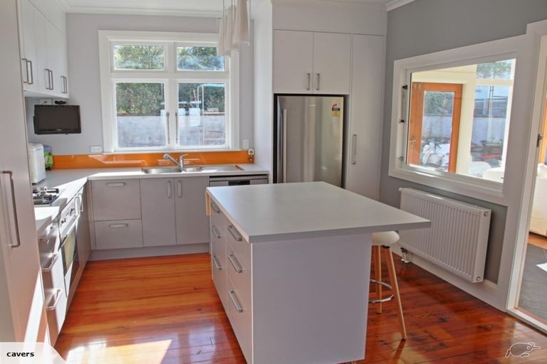 Photo of property in 117 Priestley Terrace, Bluff Hill, Napier, 4110